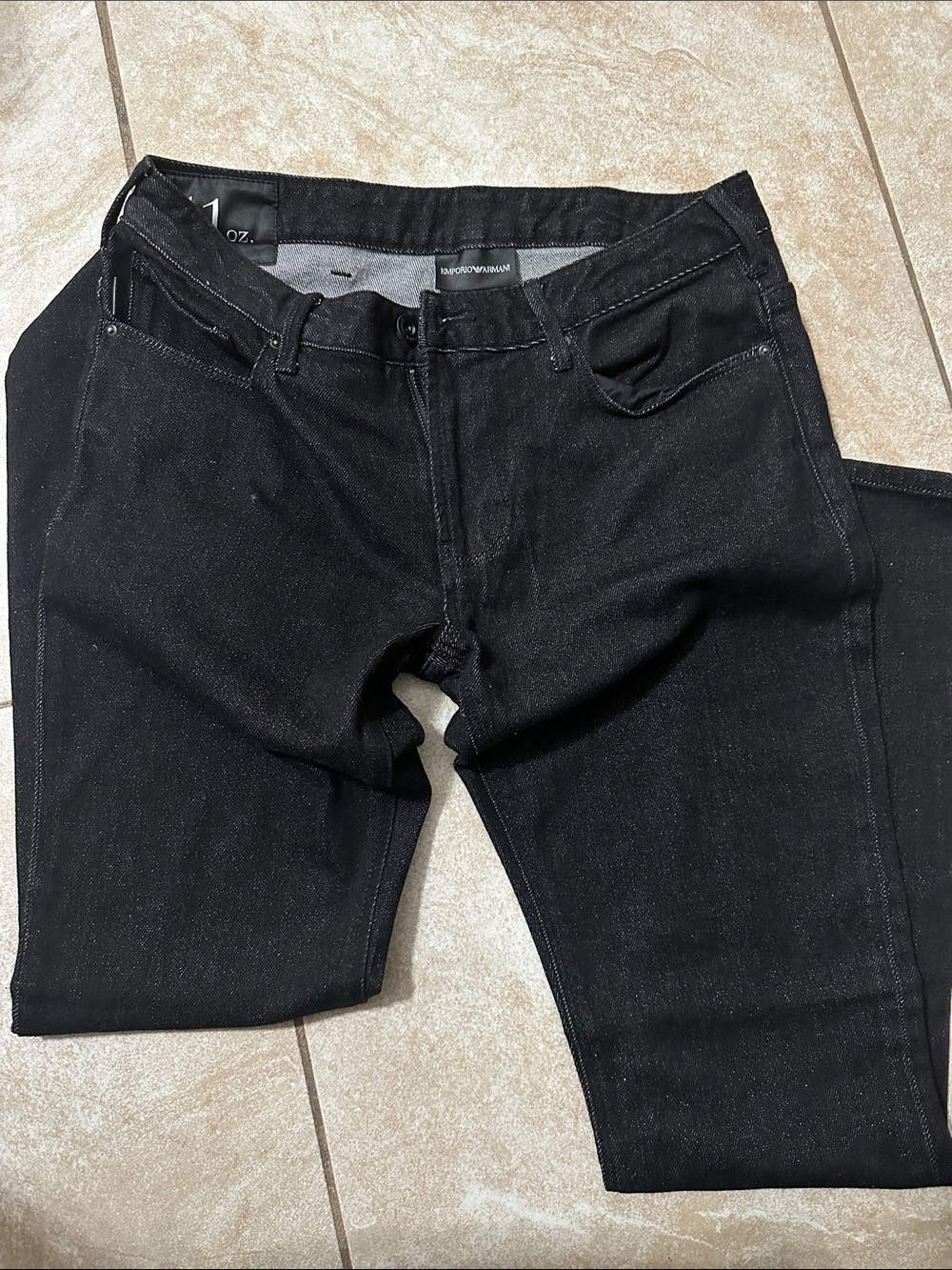 Emporio Armani Women's Skinny Jeans in Black